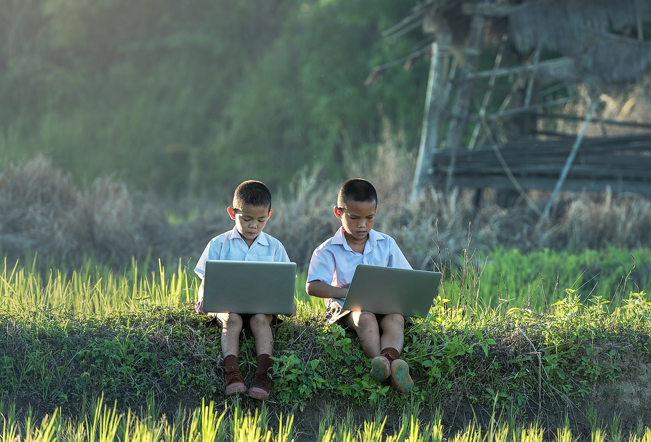 children, study of, laptop